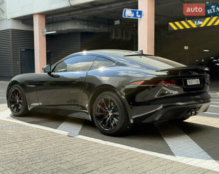 Черный Ягуар Ф-Тайп, объемом двигателя 3 л и пробегом 57 тыс. км за 31500 $, фото 4 на Automoto.ua