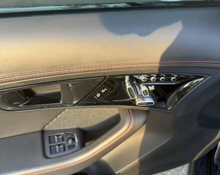 Чорний Ягуар Ф-Тайп, об'ємом двигуна 5 л та пробігом 45 тис. км за 42000 $, фото 23 на Automoto.ua