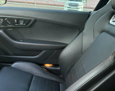 Чорний Ягуар Ф-Тайп, об'ємом двигуна 5 л та пробігом 45 тис. км за 42000 $, фото 25 на Automoto.ua