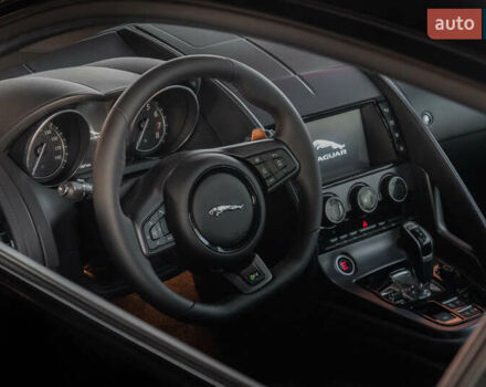 Черный Ягуар Ф-Тайп, объемом двигателя 3 л и пробегом 75 тыс. км за 34500 $, фото 10 на Automoto.ua