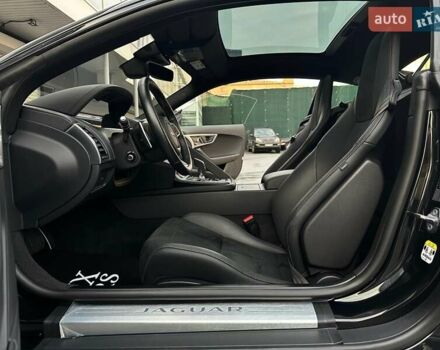 Черный Ягуар Ф-Тайп, объемом двигателя 2 л и пробегом 18 тыс. км за 64900 $, фото 42 на Automoto.ua