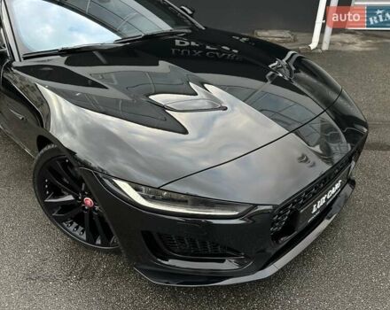 Черный Ягуар Ф-Тайп, объемом двигателя 2 л и пробегом 18 тыс. км за 64900 $, фото 24 на Automoto.ua