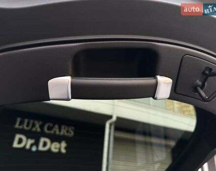 Черный Ягуар Ф-Тайп, объемом двигателя 2 л и пробегом 18 тыс. км за 64900 $, фото 47 на Automoto.ua