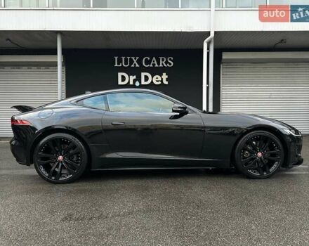 Черный Ягуар Ф-Тайп, объемом двигателя 2 л и пробегом 18 тыс. км за 64900 $, фото 23 на Automoto.ua