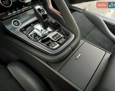 Черный Ягуар Ф-Тайп, объемом двигателя 2 л и пробегом 18 тыс. км за 64900 $, фото 56 на Automoto.ua