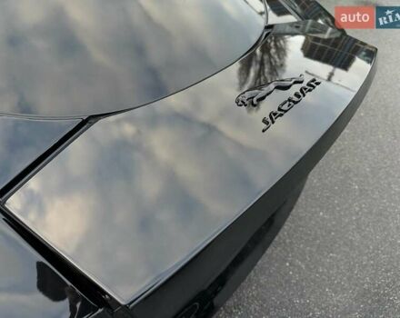 Черный Ягуар Ф-Тайп, объемом двигателя 2 л и пробегом 18 тыс. км за 64900 $, фото 34 на Automoto.ua