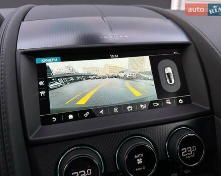 Черный Ягуар Ф-Тайп, объемом двигателя 2 л и пробегом 18 тыс. км за 64900 $, фото 63 на Automoto.ua