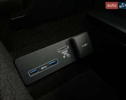 Черный Ягуар Ф-Тайп, объемом двигателя 2 л и пробегом 18 тыс. км за 64900 $, фото 59 на Automoto.ua