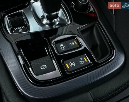 Черный Ягуар Ф-Тайп, объемом двигателя 2 л и пробегом 18 тыс. км за 64900 $, фото 65 на Automoto.ua