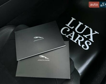 Черный Ягуар Ф-Тайп, объемом двигателя 2 л и пробегом 18 тыс. км за 64900 $, фото 60 на Automoto.ua