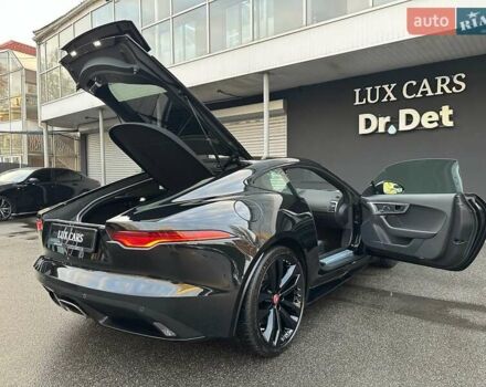 Черный Ягуар Ф-Тайп, объемом двигателя 2 л и пробегом 18 тыс. км за 64900 $, фото 43 на Automoto.ua