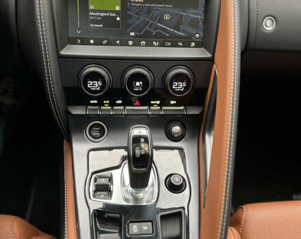 Красный Ягуар Ф-Тайп, объемом двигателя 3 л и пробегом 29 тыс. км за 61900 $, фото 11 на Automoto.ua