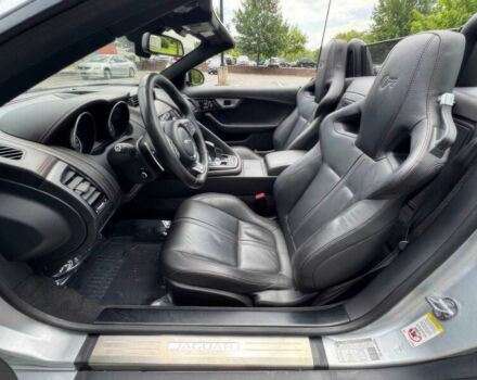 Ягуар Ф-Тайп 2017 в Днепре (Днепропетровске) на Automoto.ua Серый Ягуар Ф-Тайп, объемом двигателя 5 л и пробегом 58 тыс. км за 9100 $, фото 10 на Automoto.ua