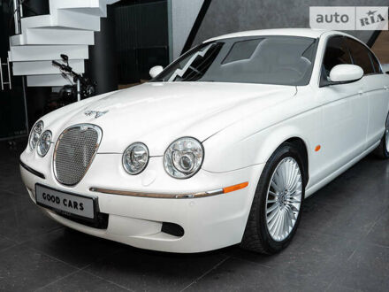 Ягуар С-Тайп 2007 в Одессе на Automoto.ua Белый Ягуар С-Тайп, объемом двигателя 3 л и пробегом 55 тыс. км за 9500 $, фото 1 на Automoto.ua