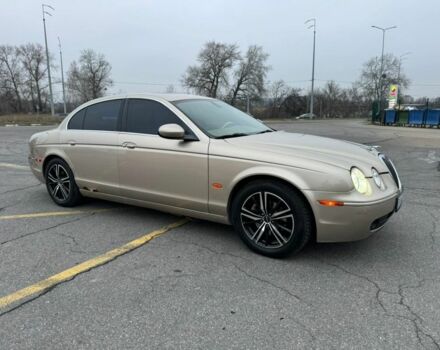 Бежевый Ягуар С-Тайп, объемом двигателя 3 л и пробегом 300 тыс. км за 3200 $, фото 1 на Automoto.ua