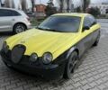 Черный Ягуар С-Тайп, объемом двигателя 4.2 л и пробегом 170 тыс. км за 2500 $, фото 1 на Automoto.ua