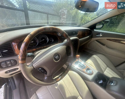 Черный Ягуар С-Тайп, объемом двигателя 3 л и пробегом 168 тыс. км за 3200 $, фото 9 на Automoto.ua