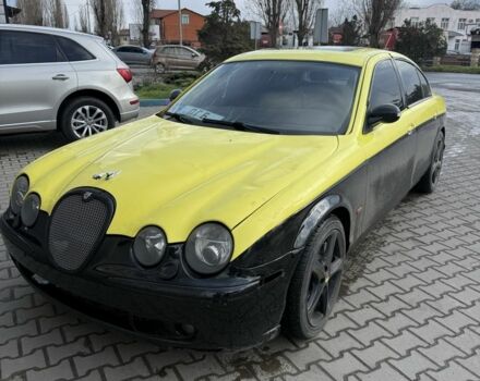 Черный Ягуар С-Тайп, объемом двигателя 4.2 л и пробегом 170 тыс. км за 4000 $, фото 1 на Automoto.ua