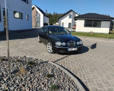 Черный Ягуар С-Тайп, объемом двигателя 2.7 л и пробегом 212 тыс. км за 2986 $, фото 1 на Automoto.ua