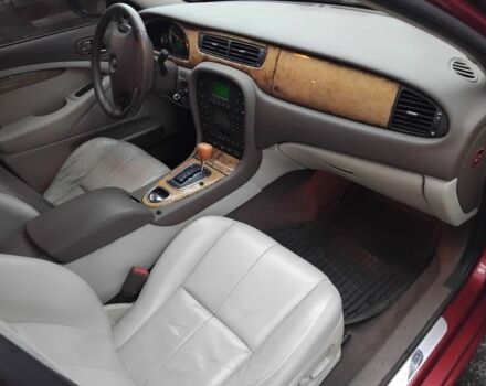 Красный Ягуар С-Тайп, объемом двигателя 2.7 л и пробегом 230 тыс. км за 5905 $, фото 7 на Automoto.ua