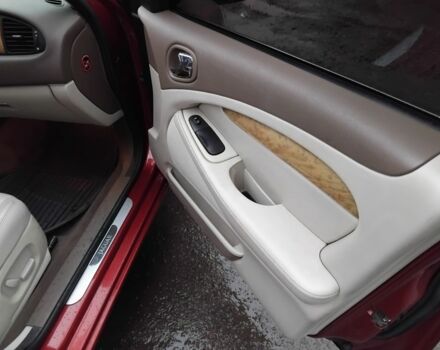 Красный Ягуар С-Тайп, объемом двигателя 2.7 л и пробегом 230 тыс. км за 5905 $, фото 6 на Automoto.ua