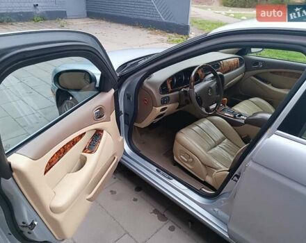 Сірий Ягуар S-Type, об'ємом двигуна 2.97 л та пробігом 134 тис. км за 5000 $, фото 12 на Automoto.ua