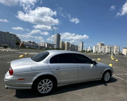 Серый Ягуар С-Тайп, объемом двигателя 2.5 л и пробегом 280 тыс. км за 4900 $, фото 1 на Automoto.ua