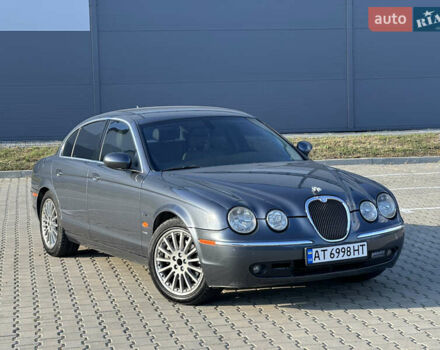 Сірий Ягуар S-Type, об'ємом двигуна 2.72 л та пробігом 280 тис. км за 6800 $, фото 1 на Automoto.ua