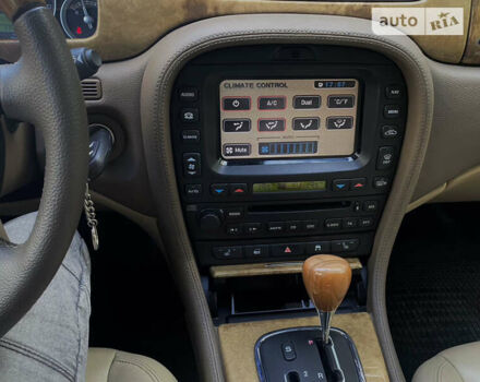 Зеленый Ягуар С-Тайп, объемом двигателя 2.7 л и пробегом 363 тыс. км за 7100 $, фото 13 на Automoto.ua