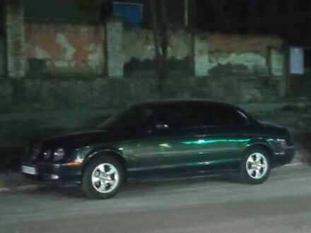 Зеленый Ягуар С-Тайп, объемом двигателя 3 л и пробегом 295 тыс. км за 2806 $, фото 1 на Automoto.ua