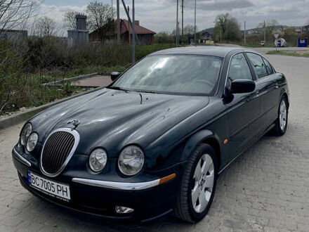 Зеленый Ягуар С-Тайп, объемом двигателя 3 л и пробегом 276 тыс. км за 5000 $, фото 1 на Automoto.ua