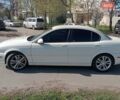 Белый Ягуар Х-Тайп, объемом двигателя 2.2 л и пробегом 270 тыс. км за 5300 $, фото 3 на Automoto.ua