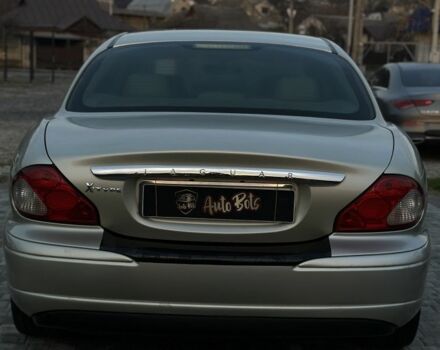 Бежевый Ягуар Х-Тайп, объемом двигателя 2.1 л и пробегом 178 тыс. км за 5088 $, фото 1 на Automoto.ua