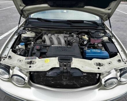 Бежевий Ягуар Х-Тайп, об'ємом двигуна 2.1 л та пробігом 140 тис. км за 5600 $, фото 4 на Automoto.ua