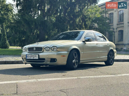 Ягуар Х-Тайп 2009 в Киеве на Automoto.ua Бежевый Ягуар Х-Тайп, объемом двигателя 2.5 л и пробегом 204 тыс. км за 6500 $, фото 1 на Automoto.ua