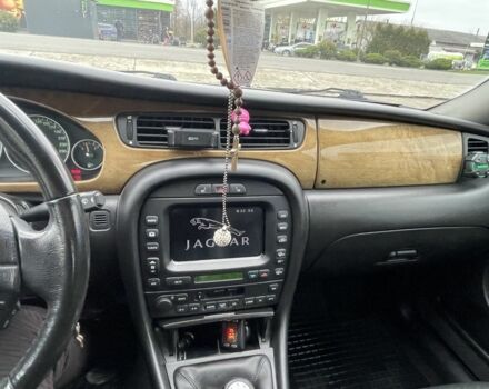 Черный Ягуар Х-Тайп, объемом двигателя 2.5 л и пробегом 142 тыс. км за 4200 $, фото 14 на Automoto.ua