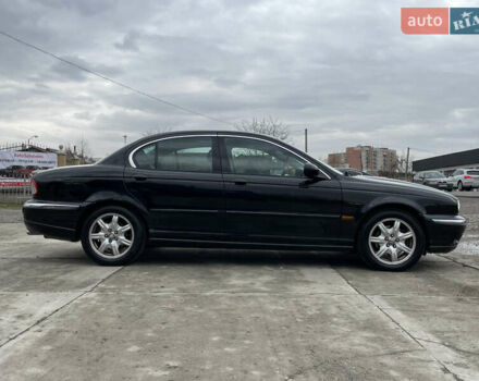 Черный Ягуар Х-Тайп, объемом двигателя 2.5 л и пробегом 142 тыс. км за 4200 $, фото 3 на Automoto.ua