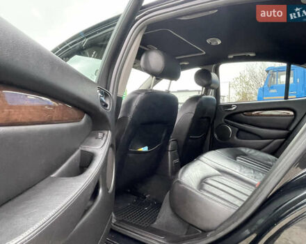 Черный Ягуар Х-Тайп, объемом двигателя 2.5 л и пробегом 142 тыс. км за 4200 $, фото 19 на Automoto.ua