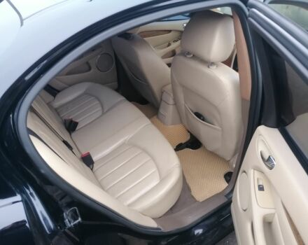 Чорний Ягуар Х-Тайп, об'ємом двигуна 2.1 л та пробігом 280 тис. км за 5216 $, фото 9 на Automoto.ua