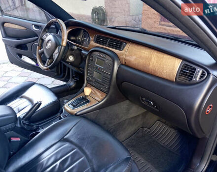 Ягуар Х-Тайп 2006 в Хмельницком на Automoto.ua Черный Ягуар Х-Тайп, объемом двигателя 2.5 л и пробегом 193 тыс. км за 5700 $, фото 3 на Automoto.ua
