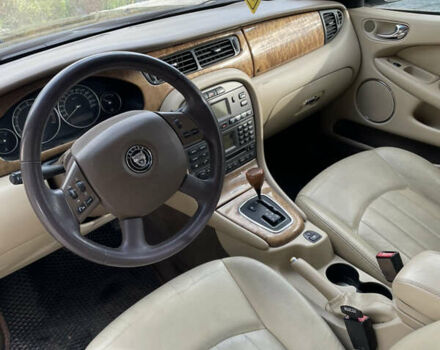 Черный Ягуар Х-Тайп, объемом двигателя 2.1 л и пробегом 230 тыс. км за 6800 $, фото 7 на Automoto.ua