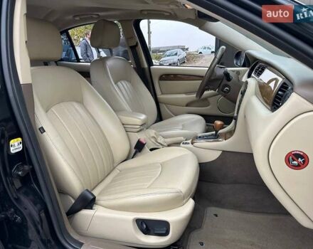 Черный Ягуар Х-Тайп, объемом двигателя 2.5 л и пробегом 174 тыс. км за 5490 $, фото 11 на Automoto.ua