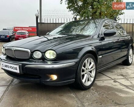 Черный Ягуар Х-Тайп, объемом двигателя 2.5 л и пробегом 174 тыс. км за 5490 $, фото 2 на Automoto.ua