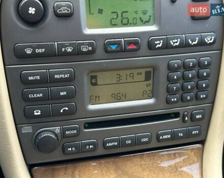 Черный Ягуар Х-Тайп, объемом двигателя 2.5 л и пробегом 174 тыс. км за 5490 $, фото 16 на Automoto.ua