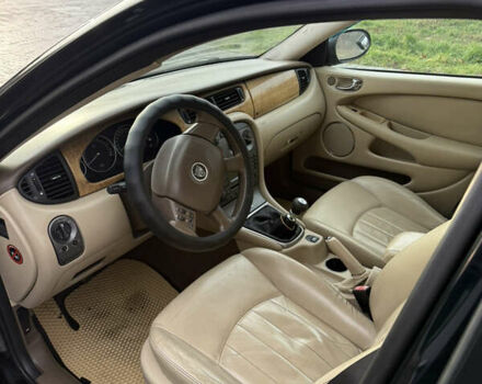 Черный Ягуар Х-Тайп, объемом двигателя 2 л и пробегом 335 тыс. км за 5400 $, фото 10 на Automoto.ua