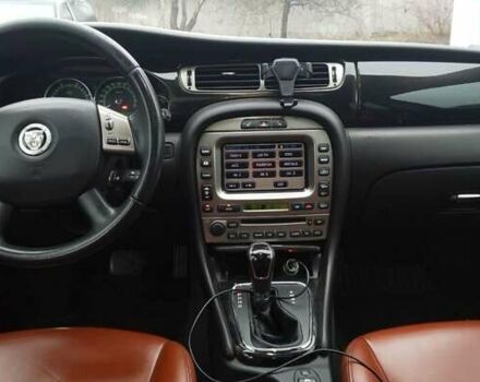 Чорний Ягуар Х-Тайп, об'ємом двигуна 2.2 л та пробігом 212 тис. км за 6700 $, фото 11 на Automoto.ua