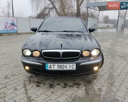 Черный Ягуар Х-Тайп, объемом двигателя 2.1 л и пробегом 300 тыс. км за 4490 $, фото 1 на Automoto.ua