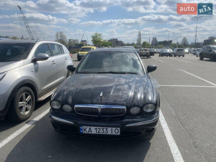 Черный Ягуар Х-Тайп, объемом двигателя 2.1 л и пробегом 266 тыс. км за 2555 $, фото 1 на Automoto.ua