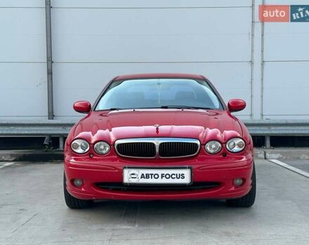 Красный Ягуар Х-Тайп, объемом двигателя 2 л и пробегом 280 тыс. км за 4790 $, фото 2 на Automoto.ua