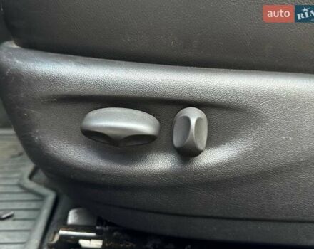 Красный Ягуар Х-Тайп, объемом двигателя 2 л и пробегом 280 тыс. км за 4790 $, фото 25 на Automoto.ua